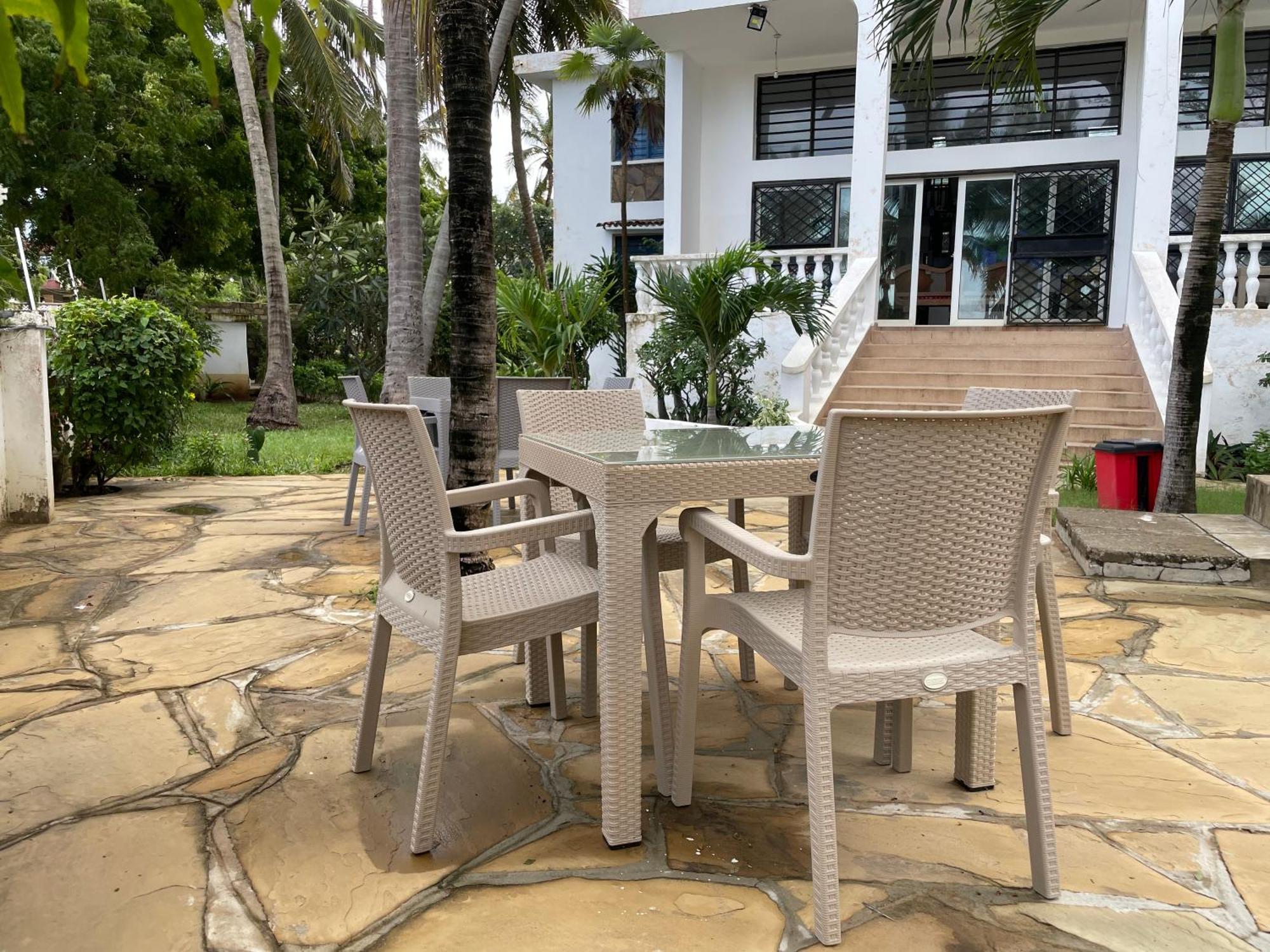 Maasai Villas Mombasa Eksteriør billede